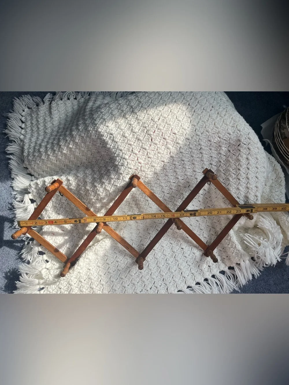 Vintage Wooden Expandable Peg Rack - Warm Brown Wall Decor